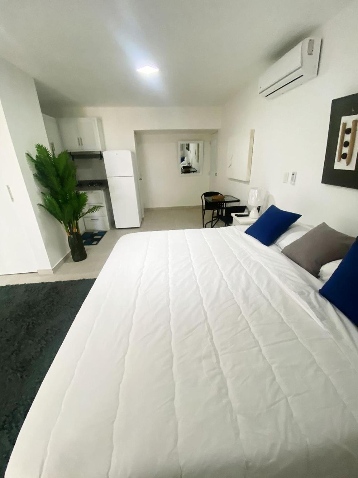 Cabarete Kite Beach Rooms & Condos Экстерьер фото