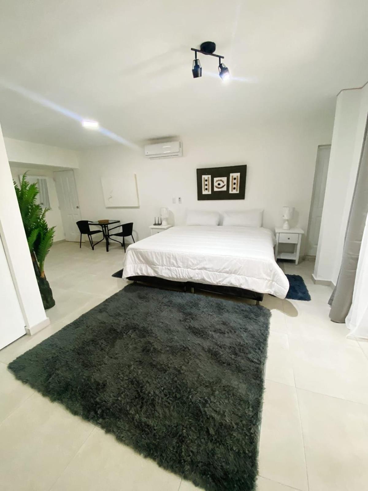 Cabarete Kite Beach Rooms & Condos Экстерьер фото